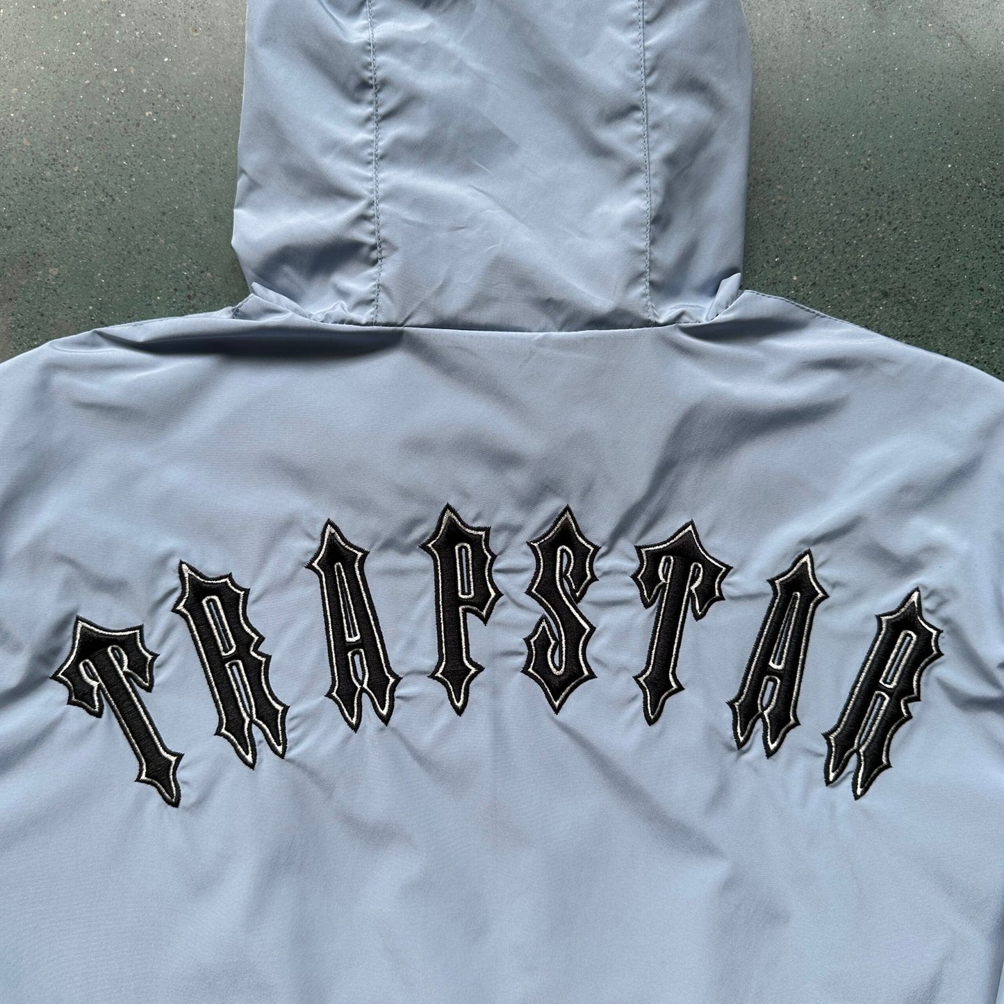 IRONGATE WINDBREAKER CASHMERE-BLUE