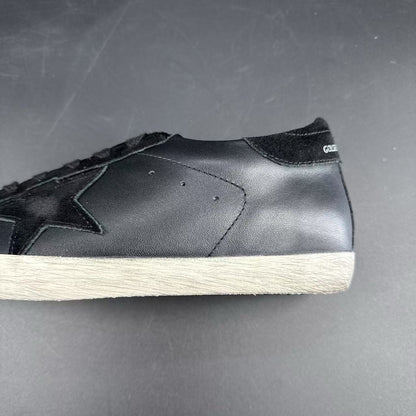 GOLDEN GOOSE – SIZE 44