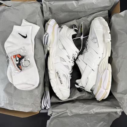 Track White