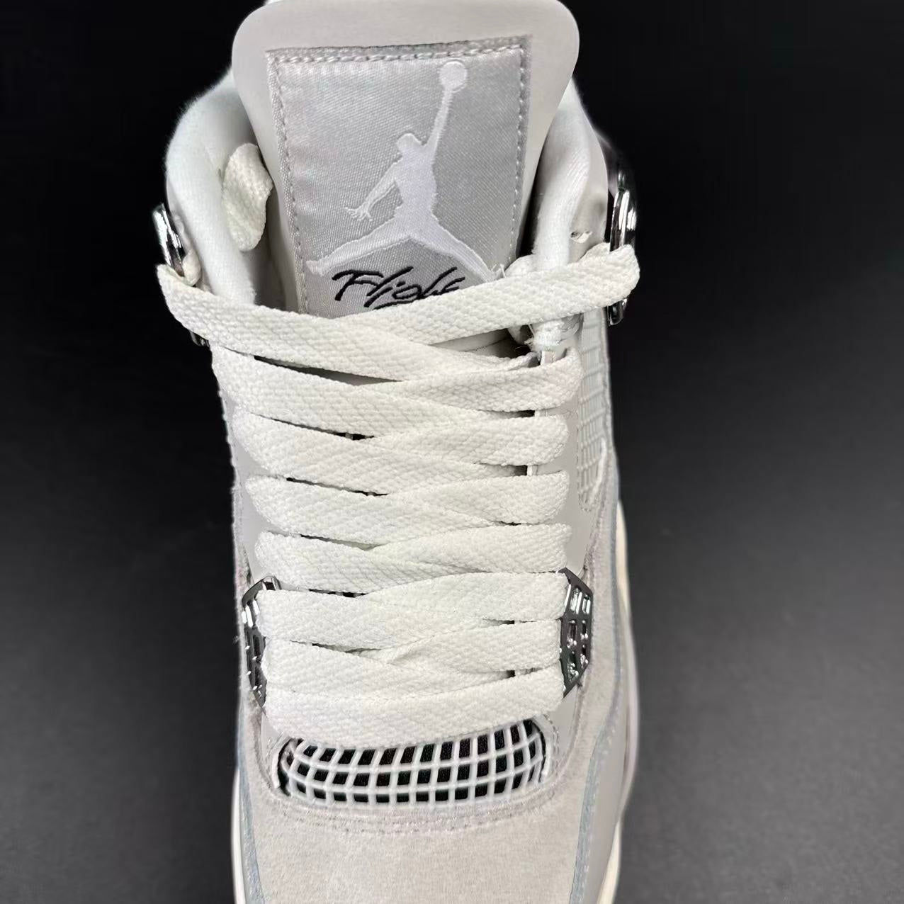 JORDAN 4 FROZEN MOMENTS