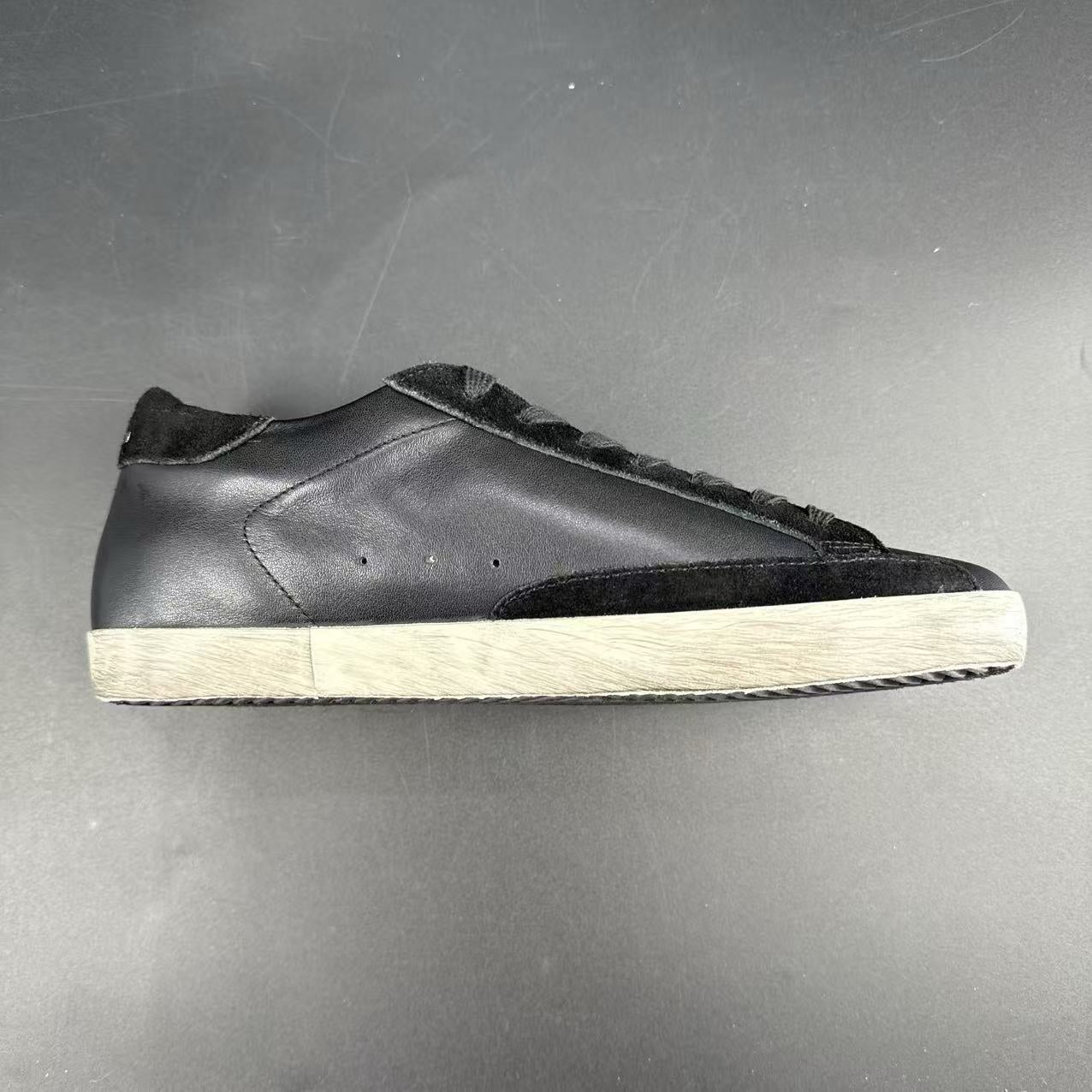 GOLDEN GOOSE BLACK