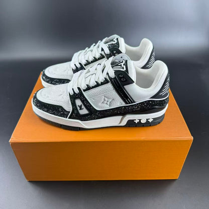 Trainer x Swarovski