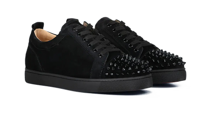 LBTN – Louis Junior Spikes