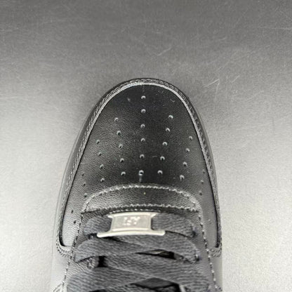 AF1 BLACK