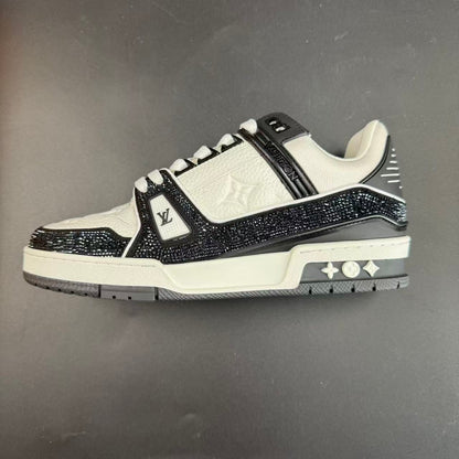 Trainer x Swarovski