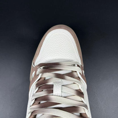 Trainer