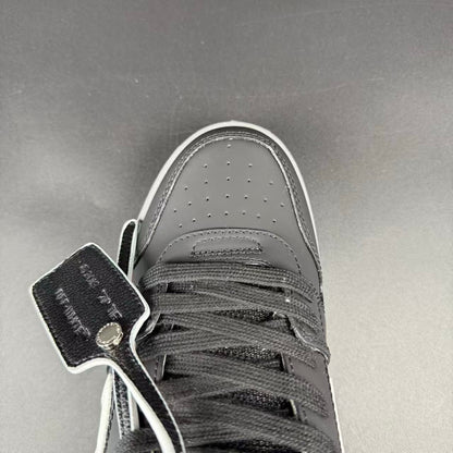 OFF-WHITE OUT OF OFFICE
