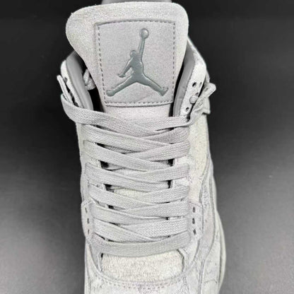 J4 RETRO KAWS
