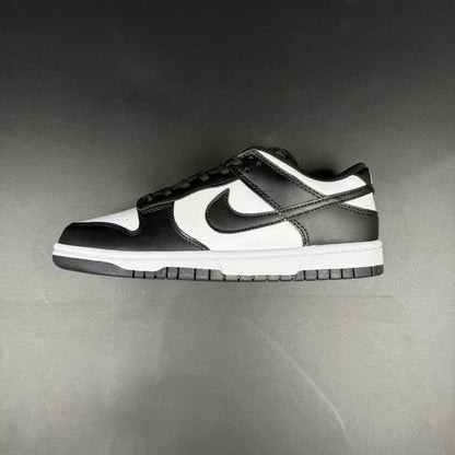 DUNK LOW NEXT NATURE WHITE BLACK