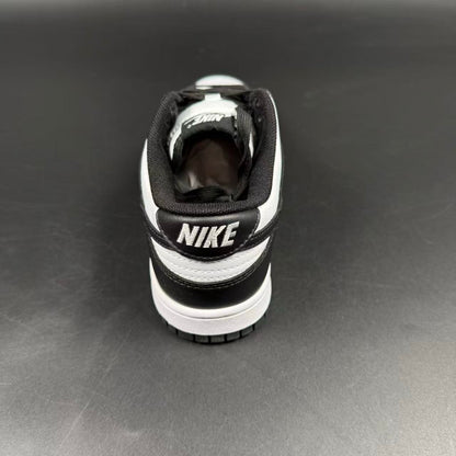 DUNK LOW NEXT NATURE WHITE BLACK