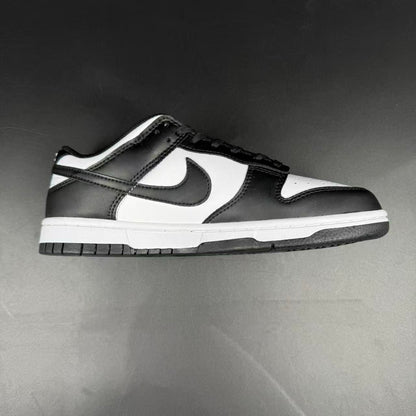 DUNK LOW NEXT NATURE WHITE BLACK