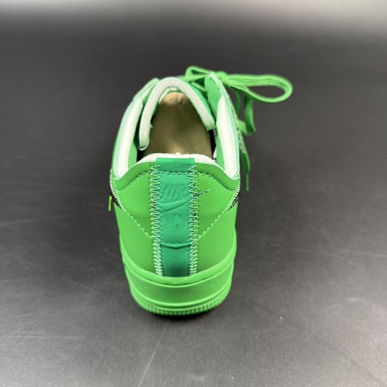 AF1 OFF-W. LIGHT GREEN SPARK