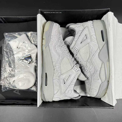 J4 RETRO KAWS