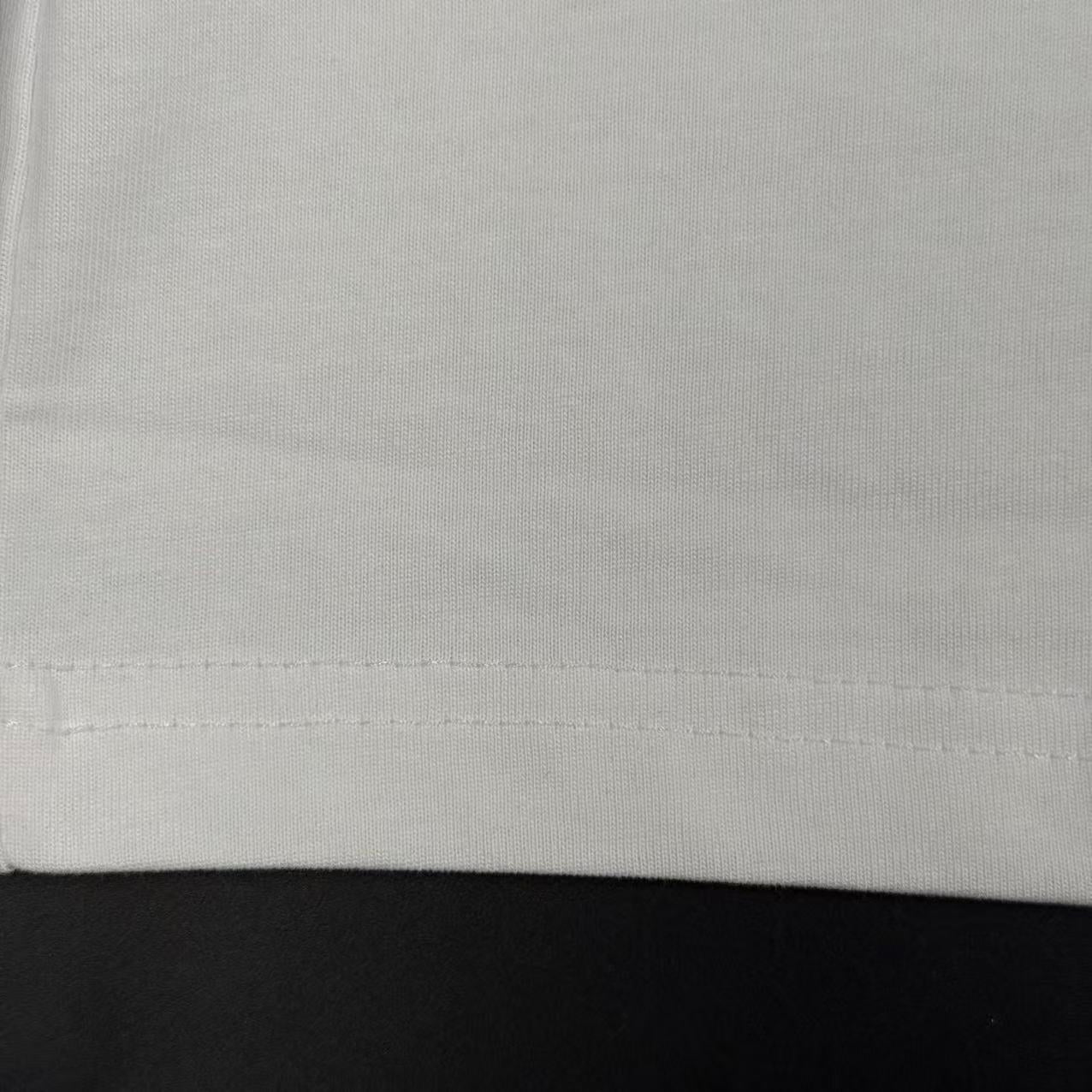 T-SHIRT OFF-W.
