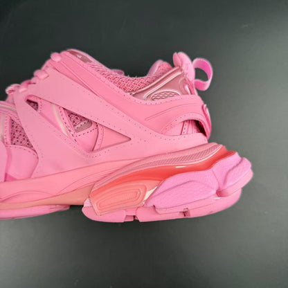 Track Pink