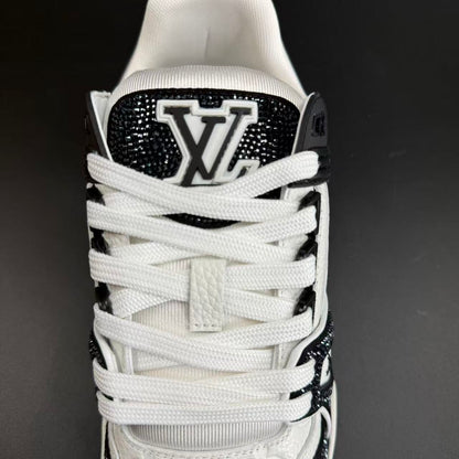 Trainer x Swarovski