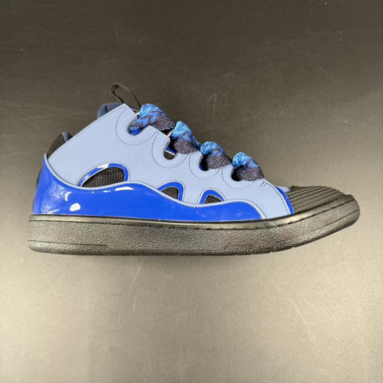 Curb rhinestone-embellished Blue