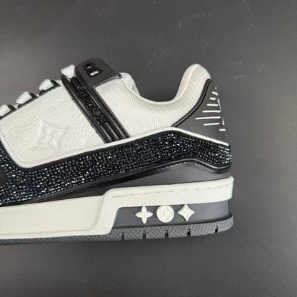 Trainer x Swarovski