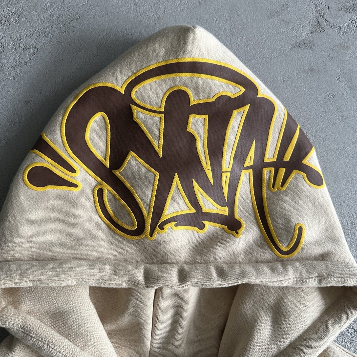 KHAKI SYNA WORLD
