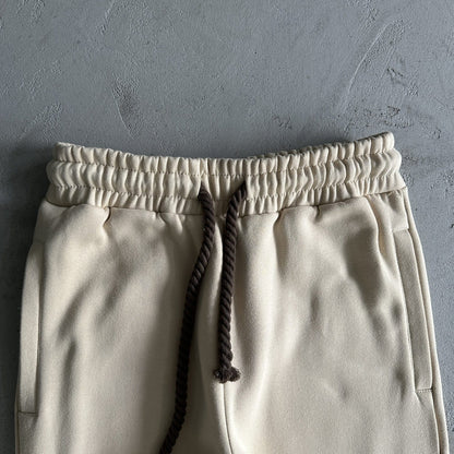 KHAKI SYNA WORLD