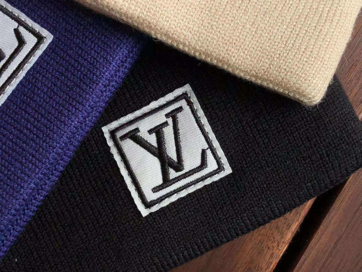 LV CAP