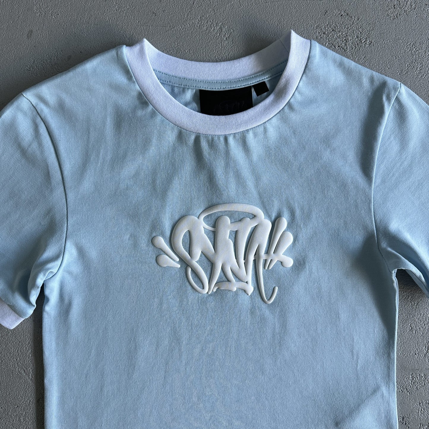 SHORT-SET CROPPED