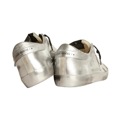 GOLDEN GOOSE