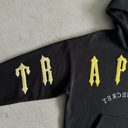 IRONGATE ARCH CHENILLE BLACK/YELLOW