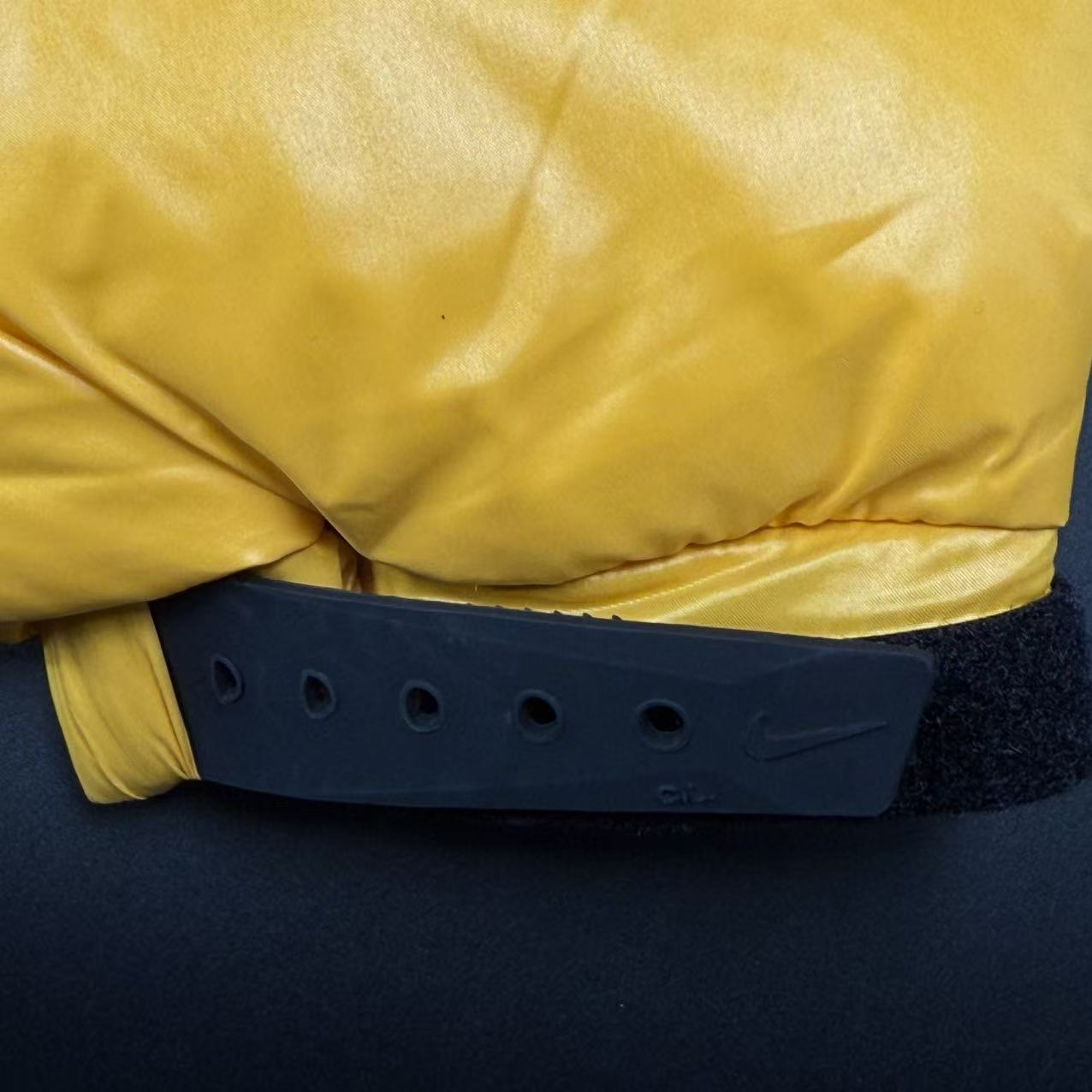 PUFFER NOCTA – YELLOW