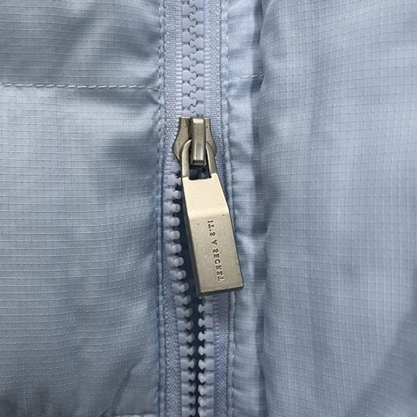 WOMEN’S DECODEED HOODED PUFFER 2.0 JACKET- ICE BLUE