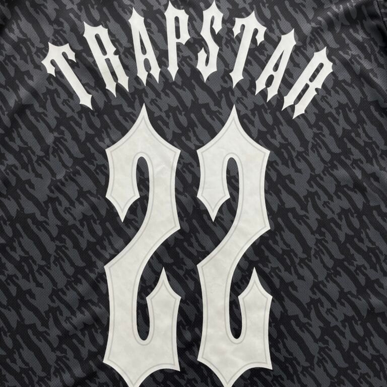 FOOTBALL T-SHIRT