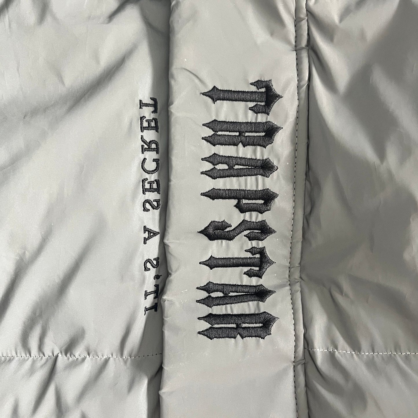 DECODED HOODED 2.0 PUFFER-REFLECTIVE