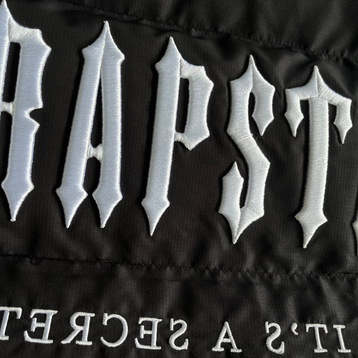 IRONGATE GILET BLACK-WHITE
