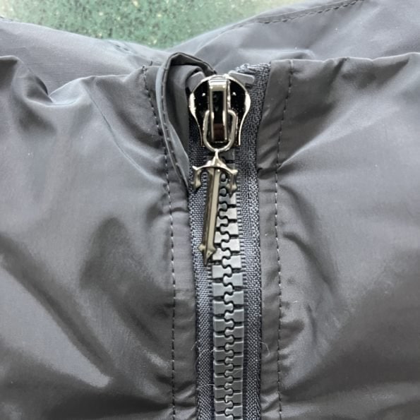 DETACHABLE HOODED PUFFER