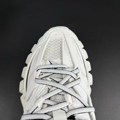Track White