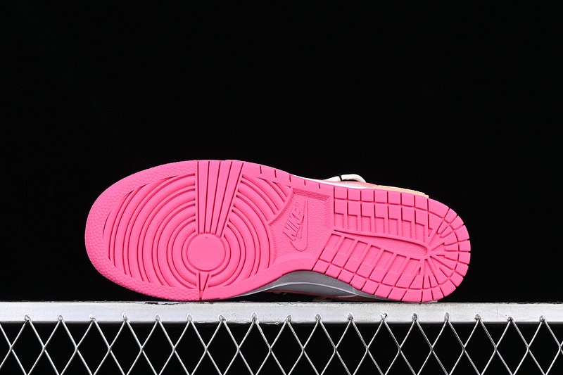 DUNK LOW PINK