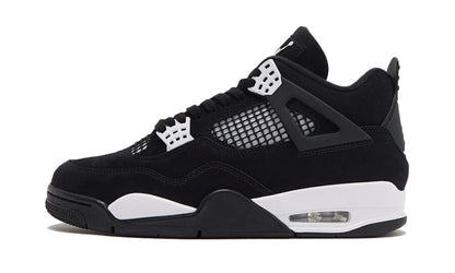 J4 RETRO THUNDER WHITE – SIZE 39