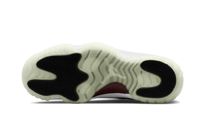 air-jordan-11-low-72-10-wethenew-1_3_800x