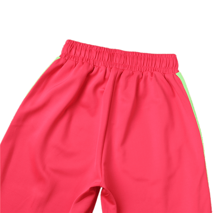 e661eb_d5c61fc5ebb1459480bab43a8f7d9724~mv2.png
