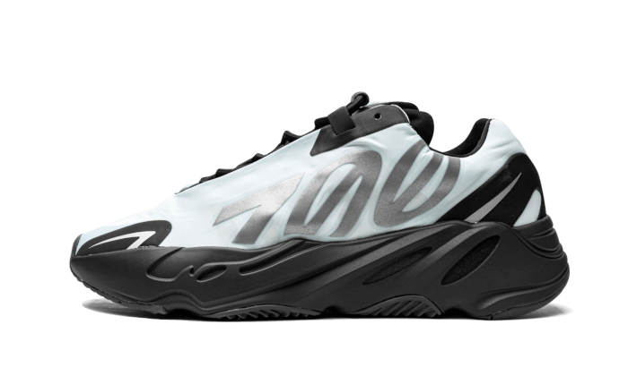 yeezy-700-mnvn-blue-tint-487495_800x
