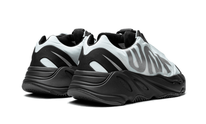 yeezy-700-mnvn-blue-tint-695974_800x