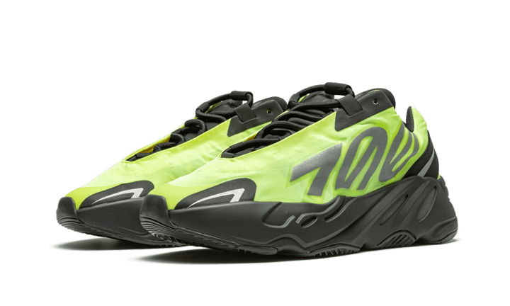 yeezy-700-mnvn-phosphor-541303_800x