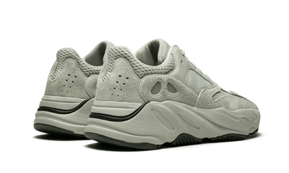 yeezy-700-salt-642942_800x