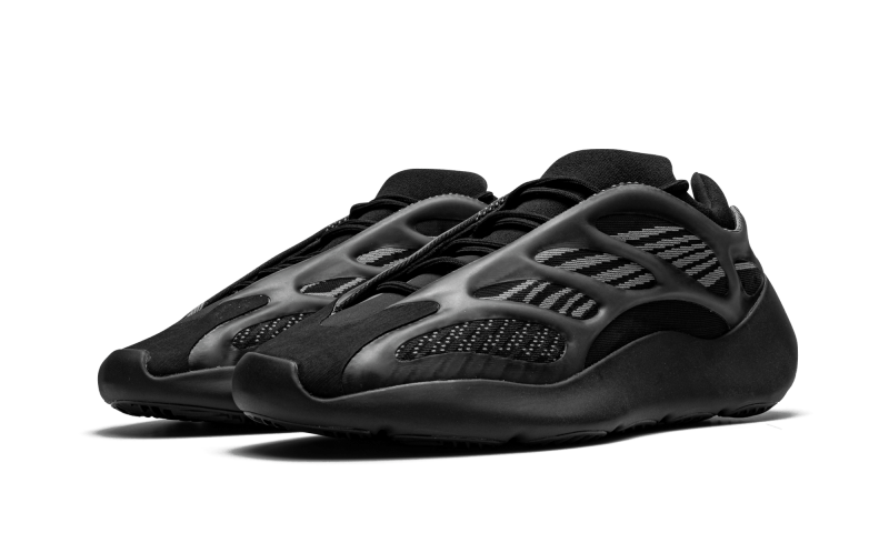 yeezy-700-v3-alvah-236745_800x